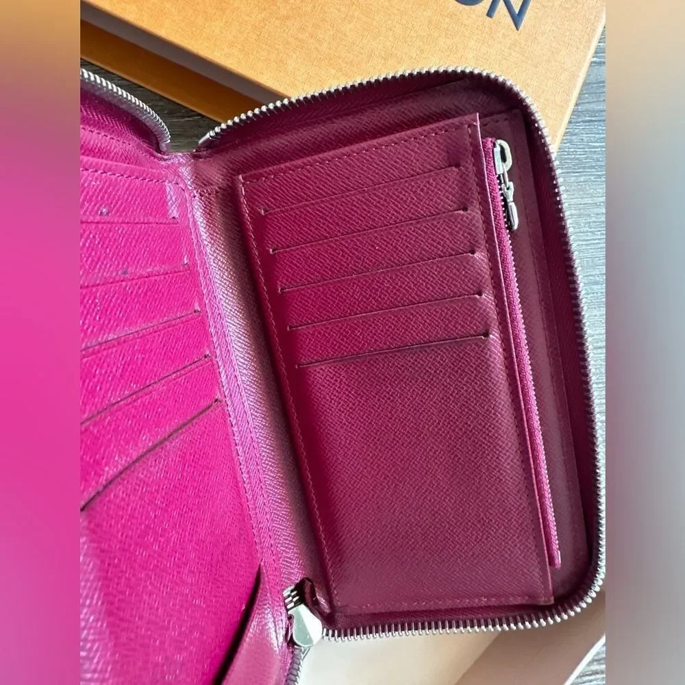 Louis Vuitton Epi leather wallet - Picture 11 of 14